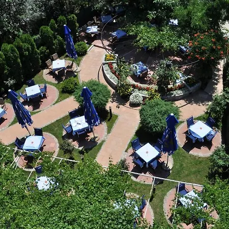 Hotel Royal 3*